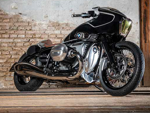 Blechmann úri szabósága – BMW R18