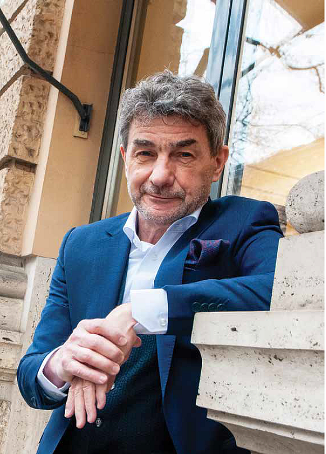 „Az úgy volt...” – Beszélgetés Janikovszky Jánossal