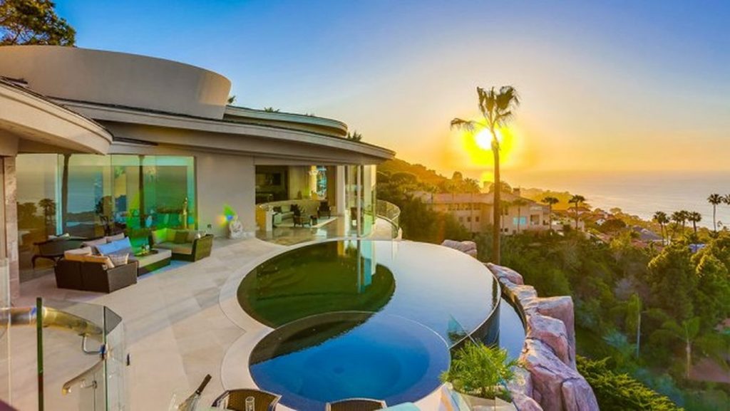 The Jetson House