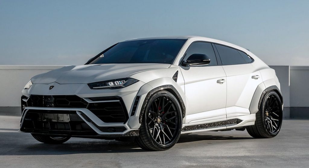 840 lóerős Lamborghini Urus