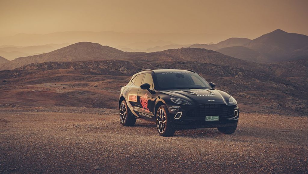 Aston Martin DBX – a sivatag hercege