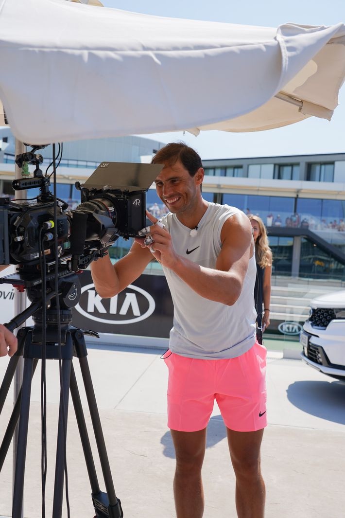 Rafal Nadal az új Kia Sorento Hybriddel