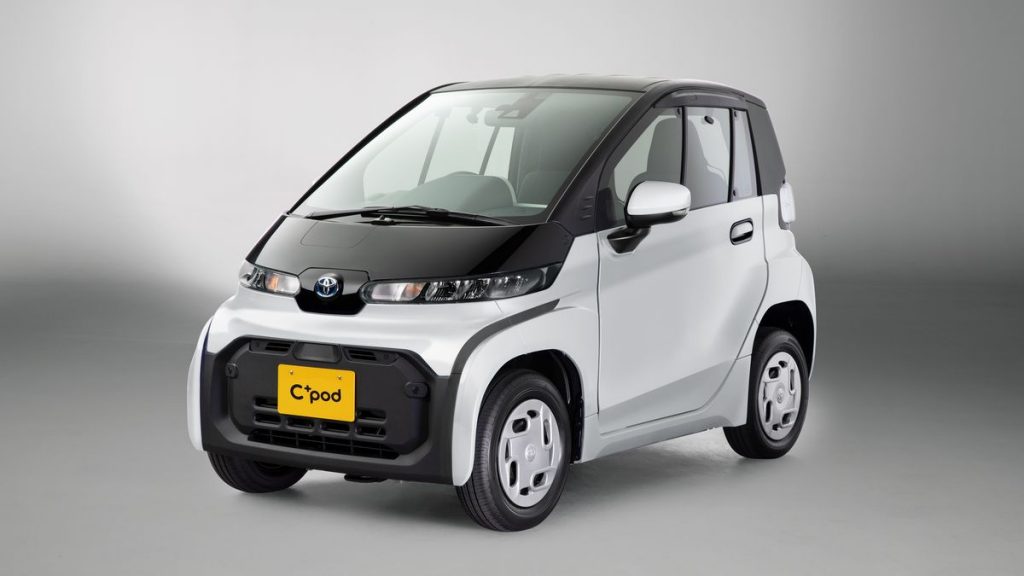 A Toyota bemutatta első teljesen elektromos városi autóját