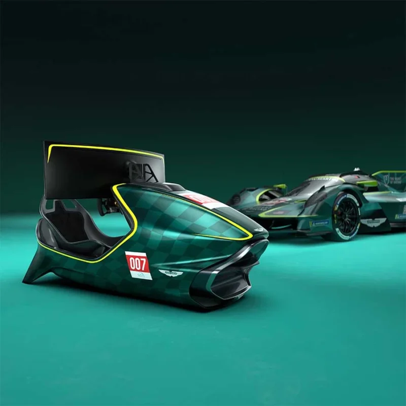 AMR-C01-R szimulátorok az Aston Martin Valkyrie versenyváltozata mellett