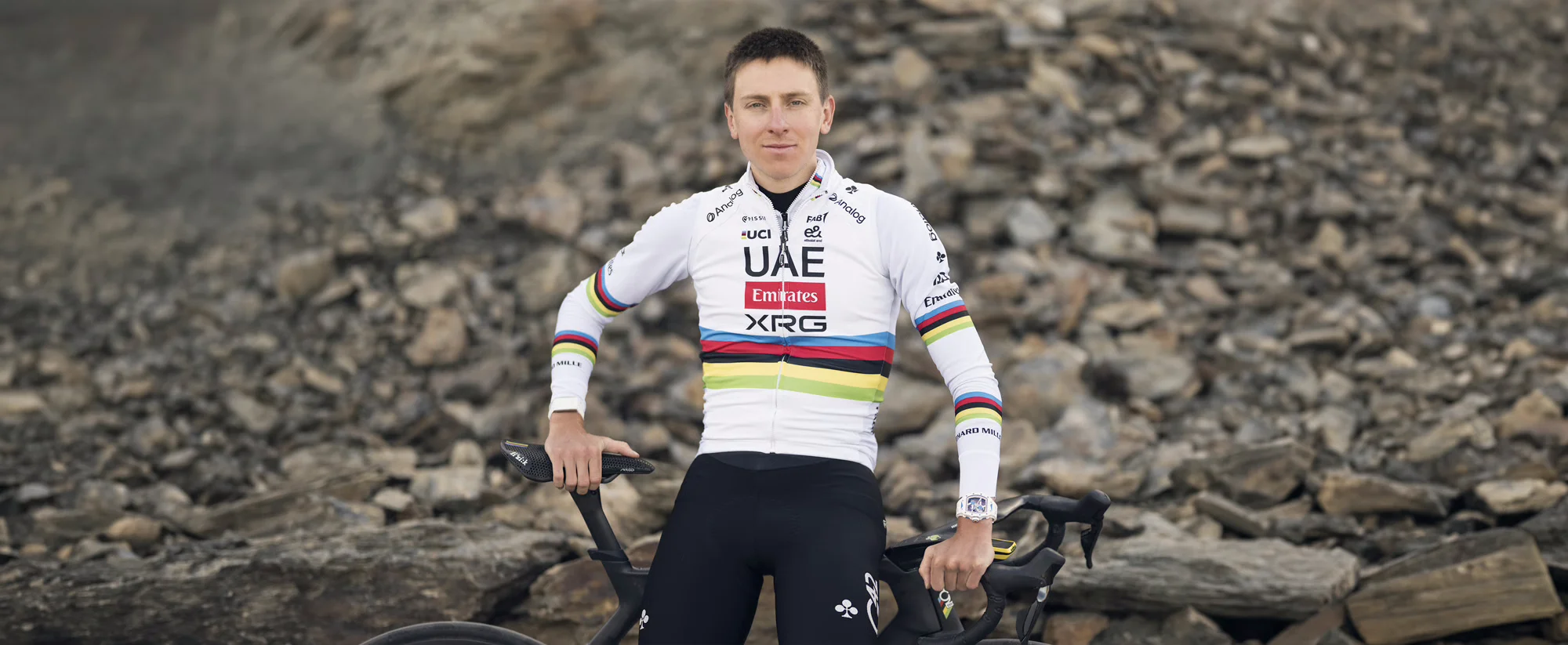 Tadej Pogačar, a négyszeres Tour de France-bajnok a Colnago kerékpárjával
