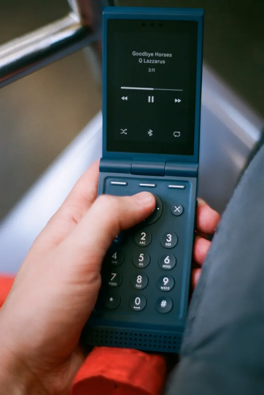 A Light Phone Flip zenelejátszó képernyője